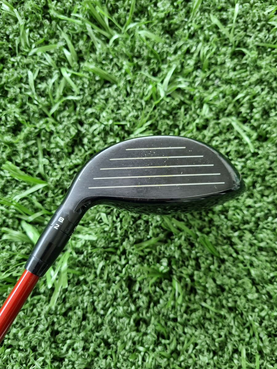 Titleist GT2 Fairway 18° Regular (USED)