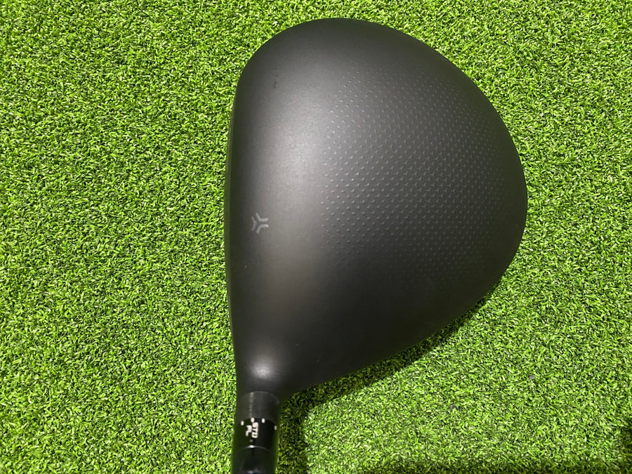 Srixon ZXi 9° Driver Stiff With Headcover (LIKE NEW) - sole