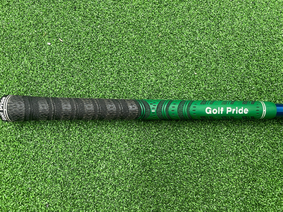 2016 Titleist 917 D3 9.5° Driver - grip detail