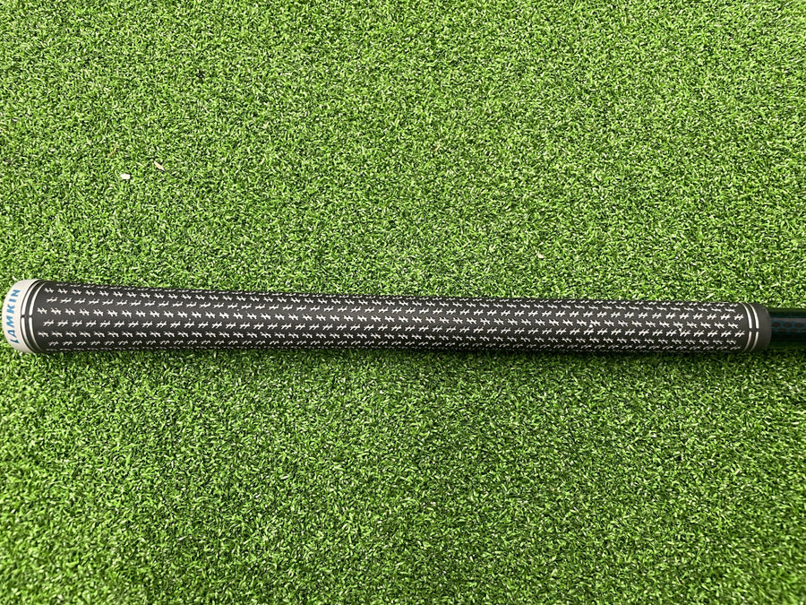 TaylorMade Stealth 9° Driver Stiff (USED) - grip detail
