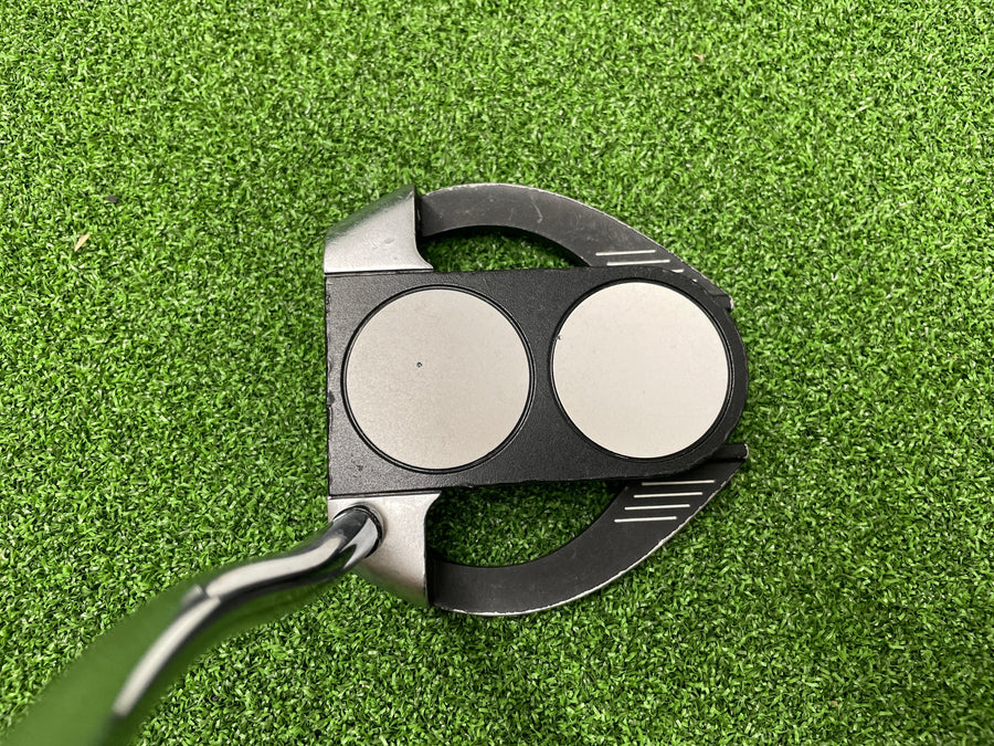 2019 Odyssey Stroke Lab 2-Ball Fang 34" Putter With Headcover - sole