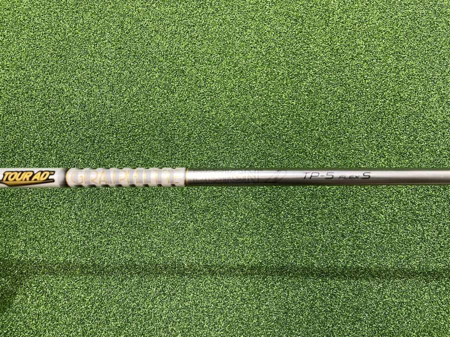 Graphite Design Tour AD TP-5 45" Driver Shaft With TaylorMade Adapter (EXCELLENT) - shaft label