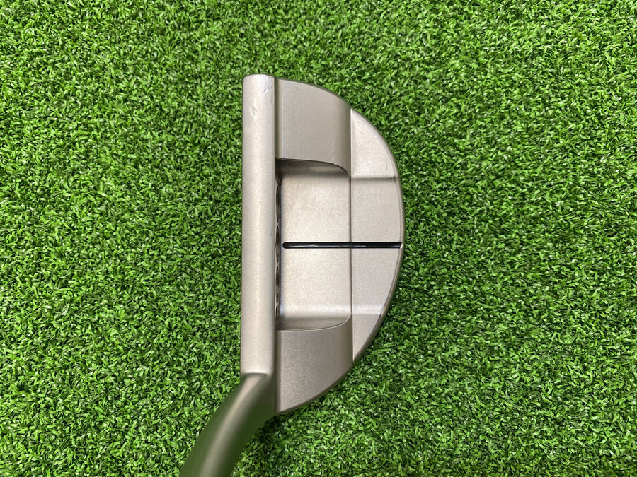 2018 Scotty Cameron Select Newport 3 33" Putter With Headcover - face view