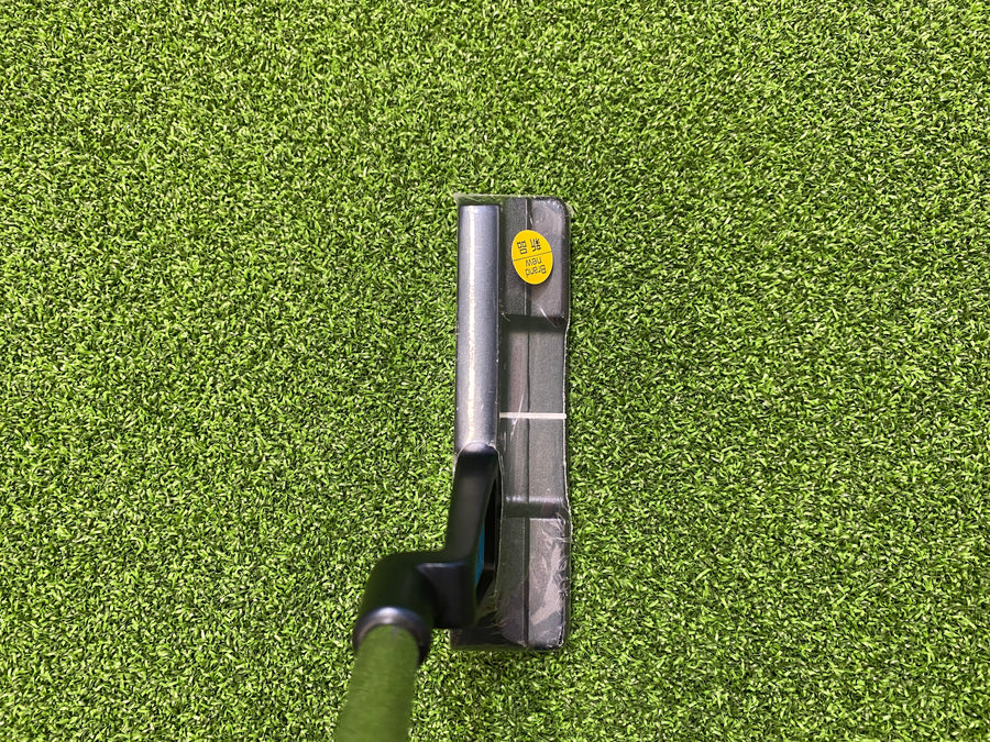 Odyssey Ai-One Tri-Beam #2 Putter 34" (NEW) - face