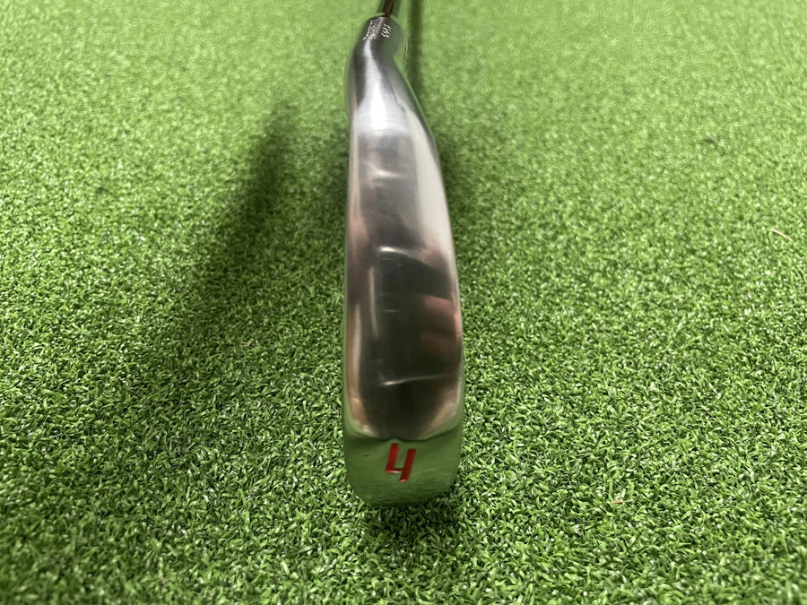 2017 Bridgestone Tour B JGR HF2 4 Iron (EXCELLENT) - clubface