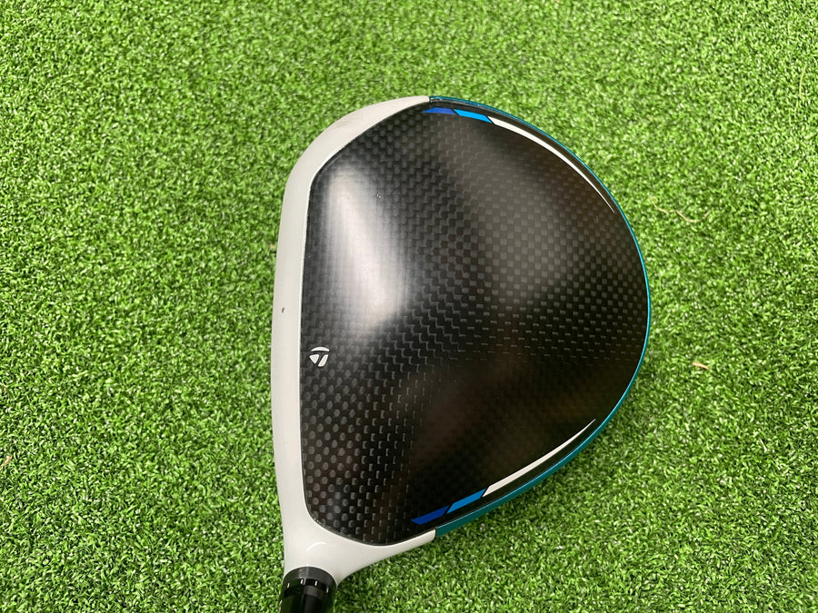 2021 TaylorMade SIM 2 Max 9° Driver With Headcover - sole