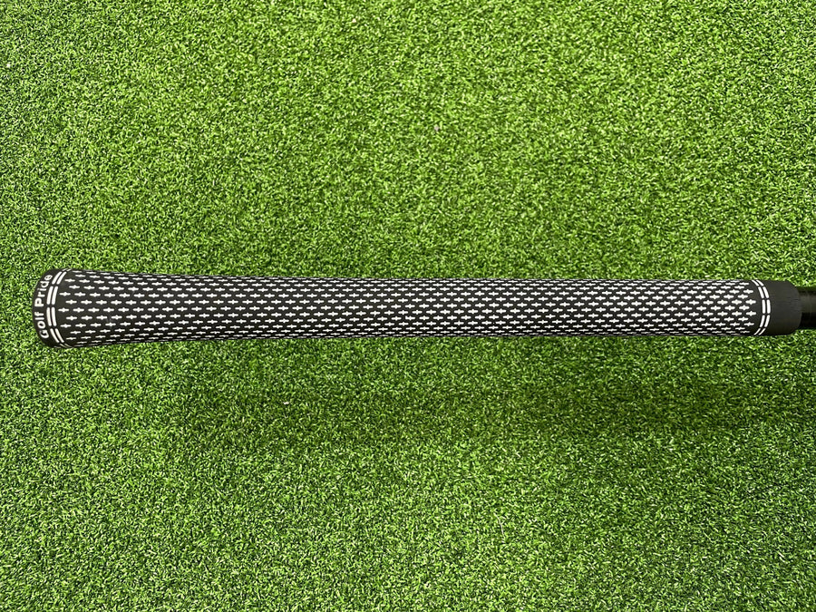 Wilson Staff D9 #5 Fairway 18° Regular (USED) - alternate angle