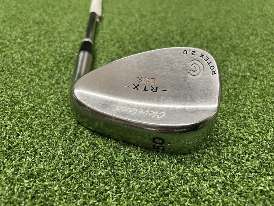 Cleveland RTX 588 Rotex 2.0 Wedge 50 (USED) - clubface