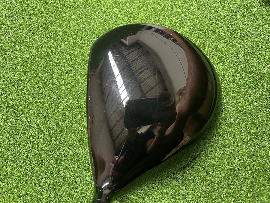 2018 XXIO Series 10 Black 9.5° Driver With Headcover - sole