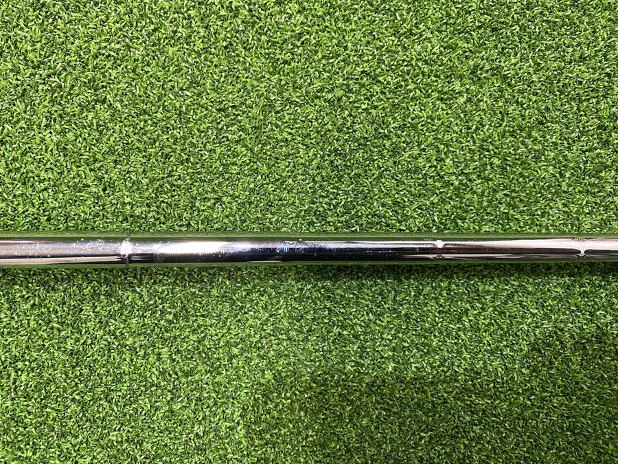 Odyssey Toe-Up 2 Ball 33" Putter (USED) - grip detail