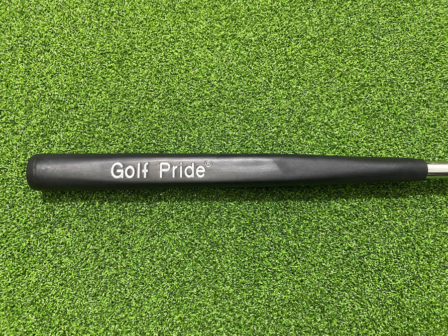 2004 Scotty Cameron Red X2 34" Putter (USED) - alternate angle
