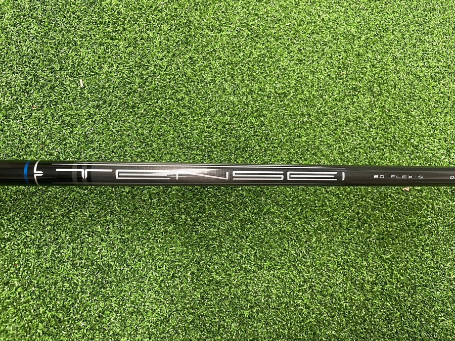 2024 Callaway Paradym Ai Smoke Ti 340 13.5° Mini Driver - grip detail