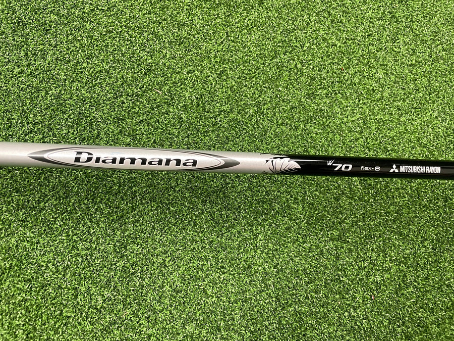 2013 TaylorMade SLDR 9.5° Driver - grip detail