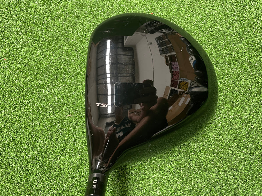 2020 Titleist TSi1 10° Driver With Headcover - sole