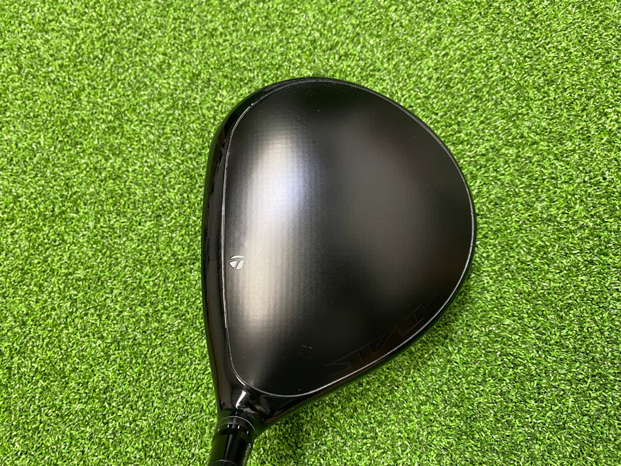TaylorMade Stealth Driver 10.5° Stiff (USED) - clubface