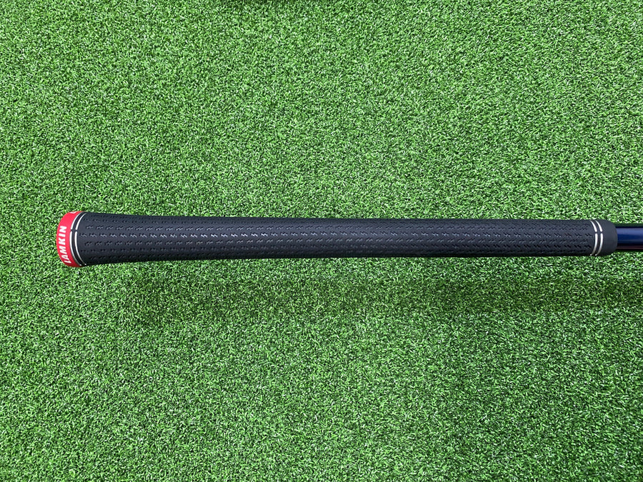 TaylorMade Stealth Driver 10.5° Stiff (USED) - grip detail
