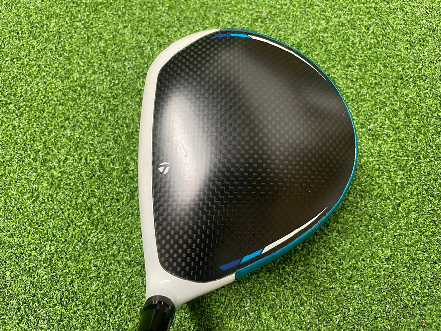 2021 TaylorMade SIM 2 Max 10.5° Driver With Headcover - sole