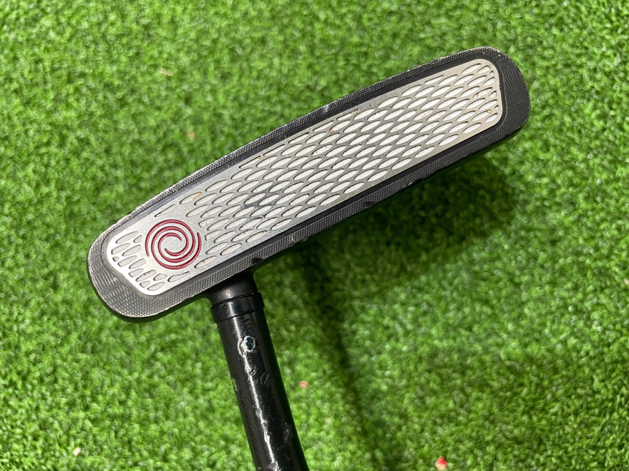 Odyssey Works Big T V-Line CS 34" Putter - shaft detail