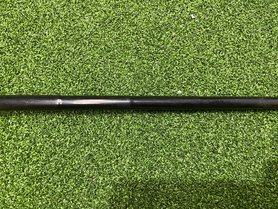 Odyssey Works Big T V-Line CS 34" Putter - grip detail