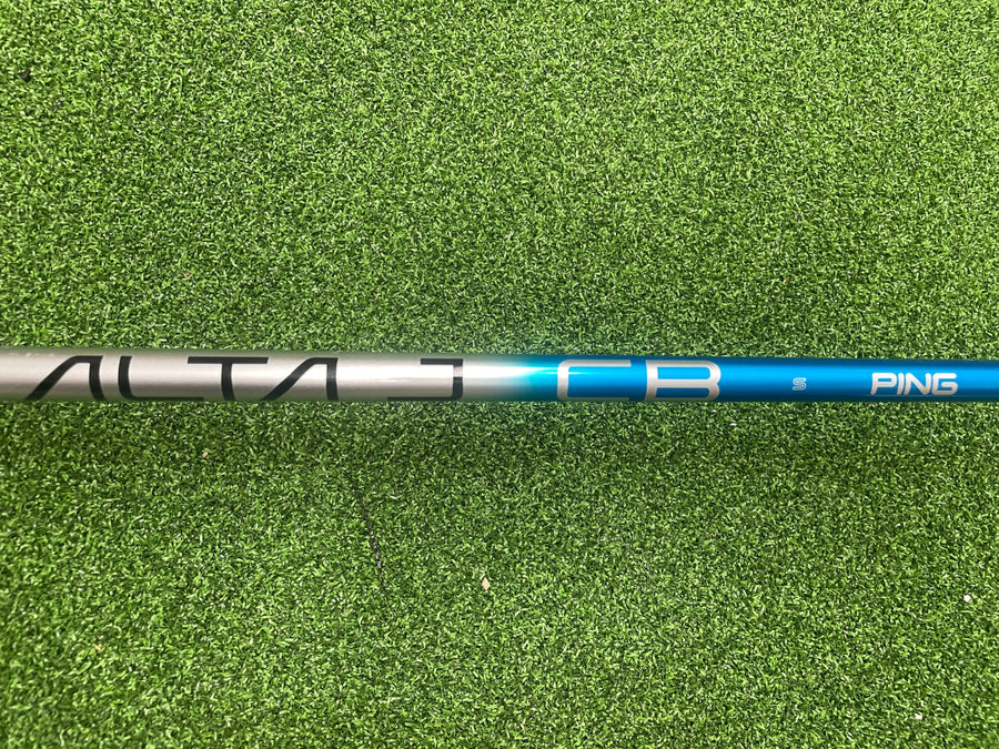 2024 PING G430 Max 9° Left Handed Driver Stiff - grip detail