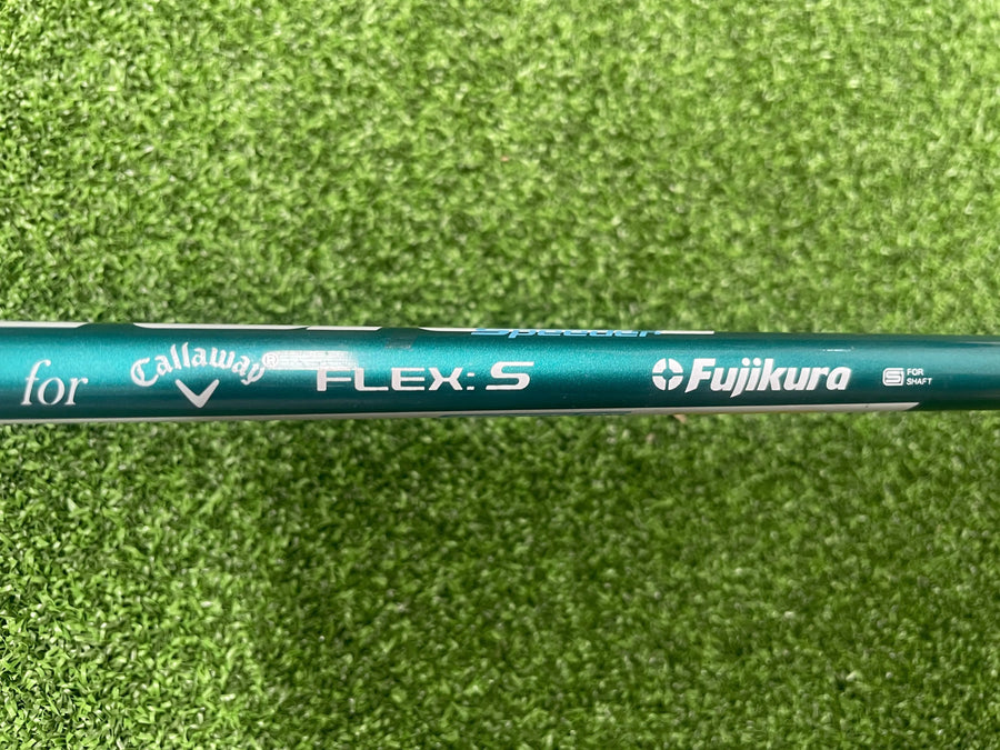 2018 Callaway Rogue Star 23° 5 Hybrid - grip detail