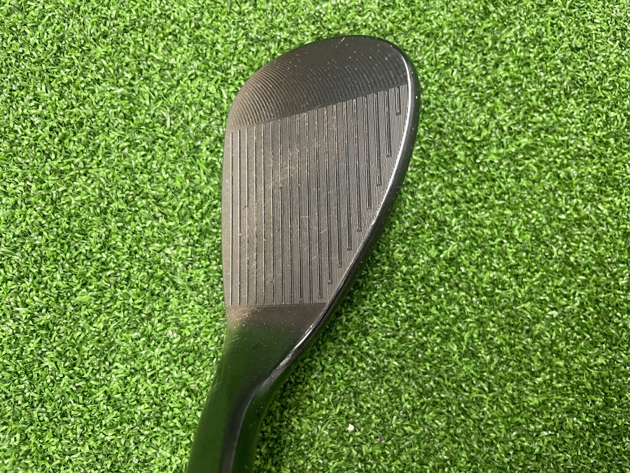 Cleveland RTX Zipcore Wedge 56 - sole