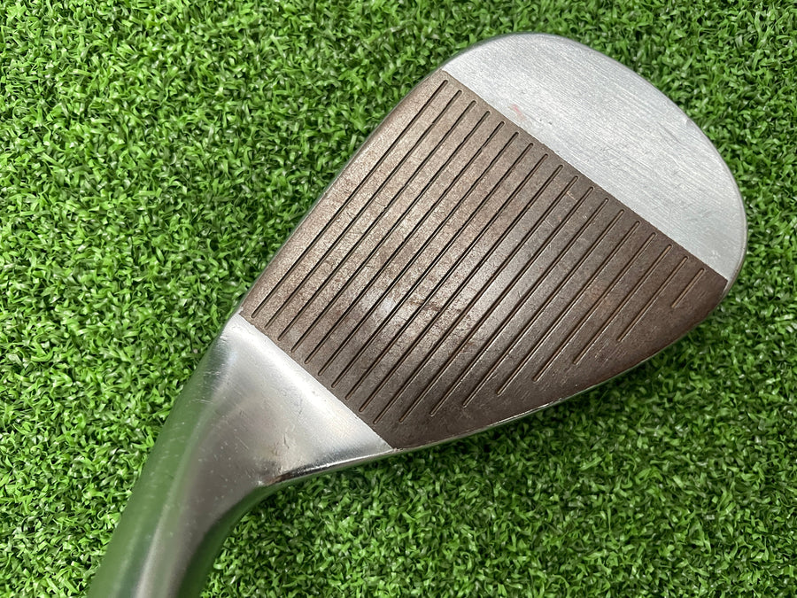TaylorMade Milled Grind Nickel Wedge 56 - shaft detail
