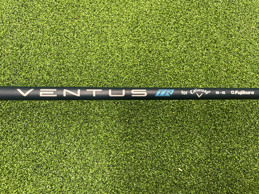 2023 Callaway Paradym 21° 4 Hybrid - grip detail