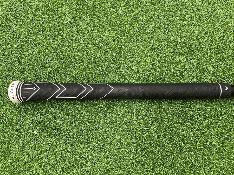 2020 XXIO EKS 9.5° Driver (EXCELLENT) - headcover