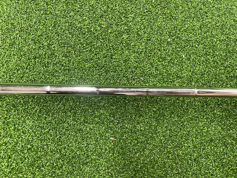 2015 Odyssey White Hot RX Rossie 34" Putter - grip detail