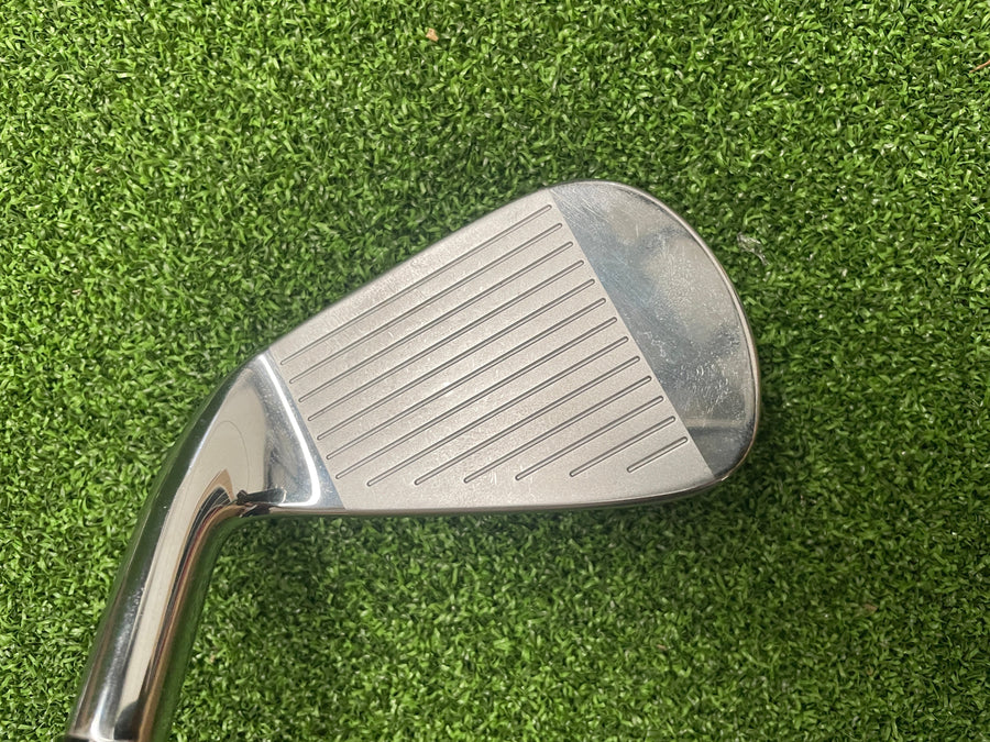 2023 Callaway Paradym 6-9, PW, AW Iron Set - shaft detail