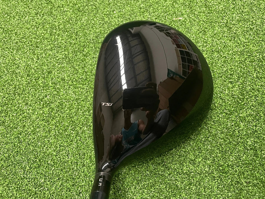 2020 Titleist TSi3 10° Driver - sole