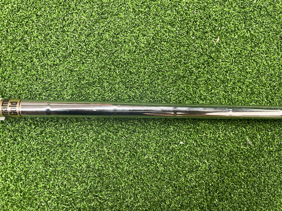 Mizuno T-Zoid Pro Plus 4-9, PW Iron Set - grip detail
