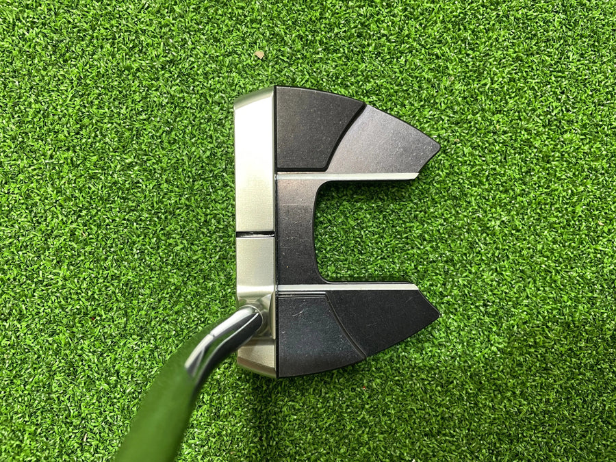2024 Bettinardi Inovai 6.0 34" Putter (LIKE NEW) - sole