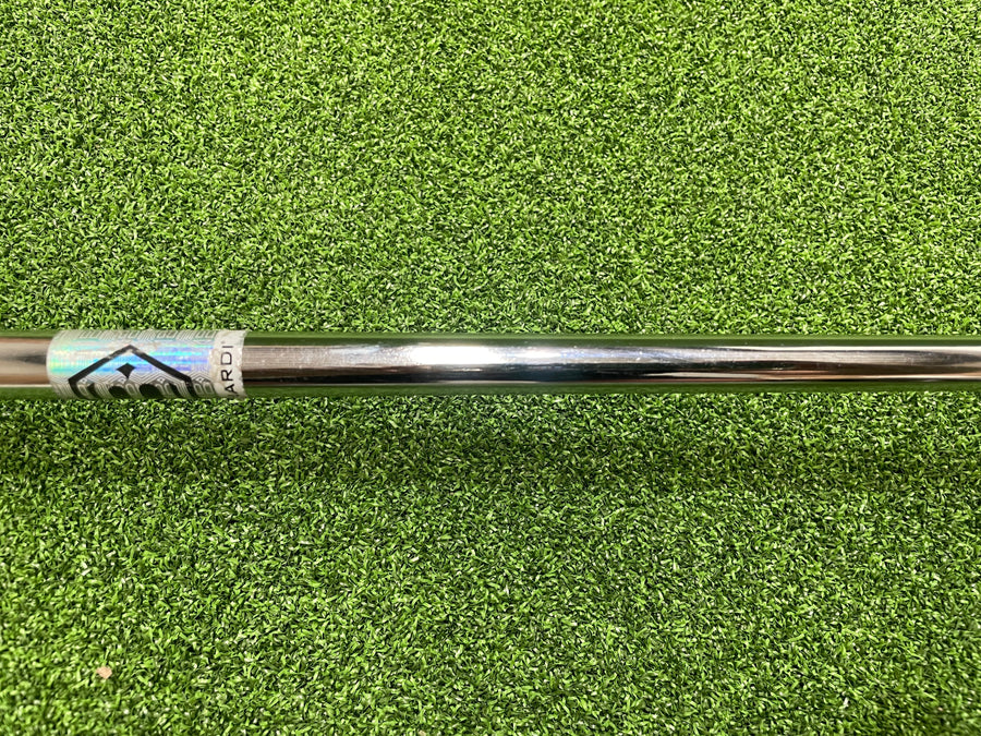 2024 Bettinardi Inovai 6.0 34" Putter (LIKE NEW) - grip detail