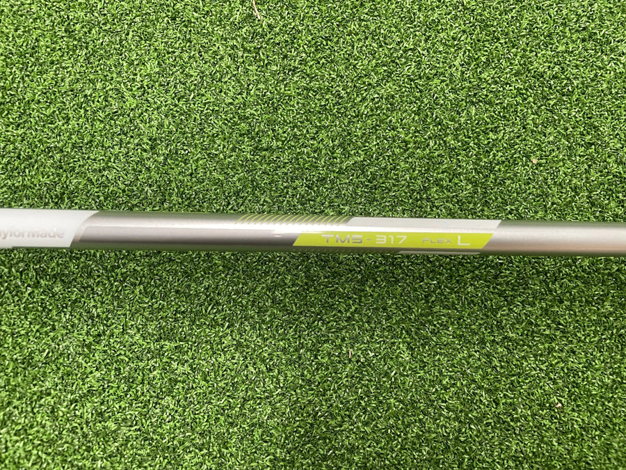 2017 TaylorMade M2 25° Ladies 5 Hybrid - grip detail