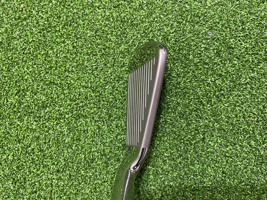 2022 Callaway Rogue ST Max Fast 6-9, PW Iron Set (EXCELLENT) - sole