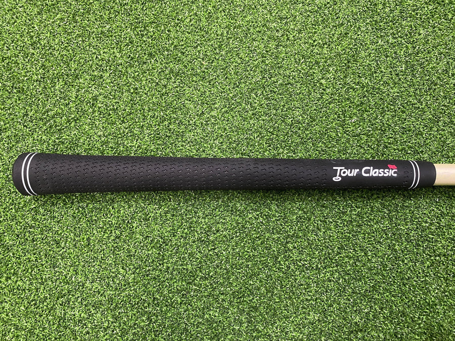 2017 TaylorMade M3 15° 3 Wood - grip detail