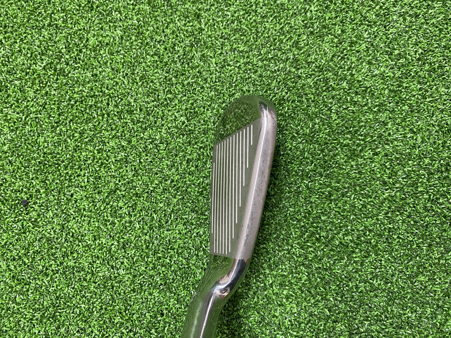 Cobra Fly XL 7 Iron - sole