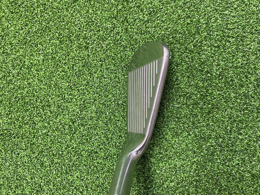 TaylorMade r7 7 Iron - sole