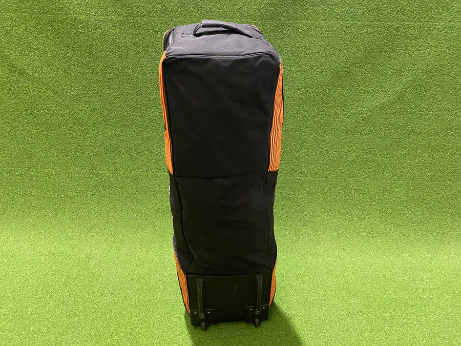 PowerBilt Black/Orange Travel Bag - detail view