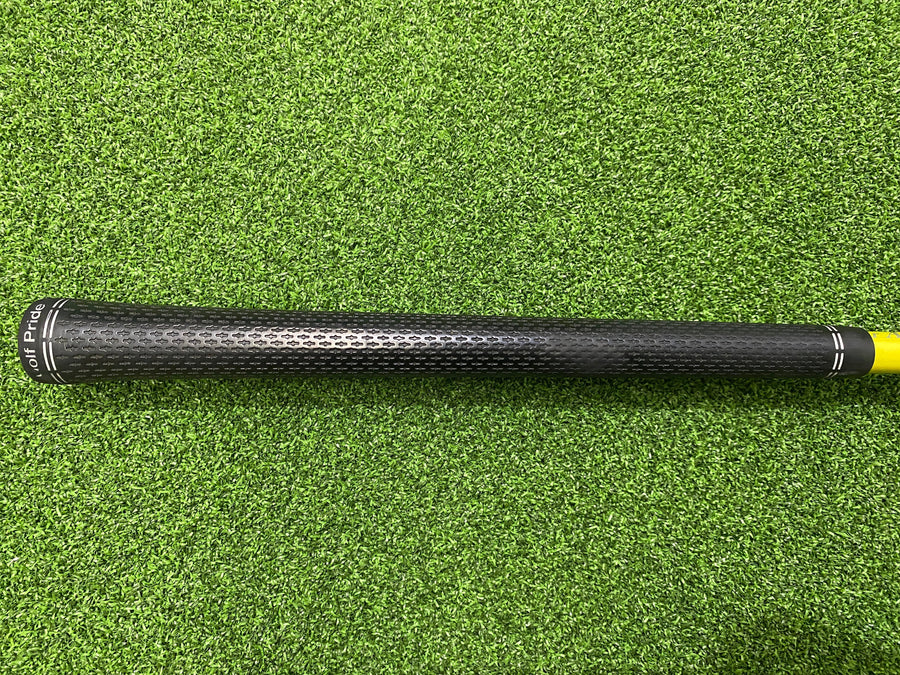 Bridgestone TourStage X-FW GR Fairway 18° Regular (USED) - grip detail