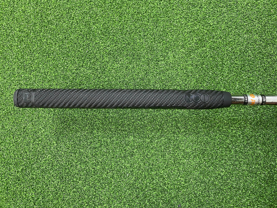 Yes! C-Groove Victoria 33" Putter - back view