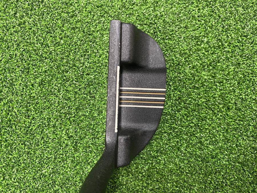 Wilson T.P.A. 34" Putter - sole