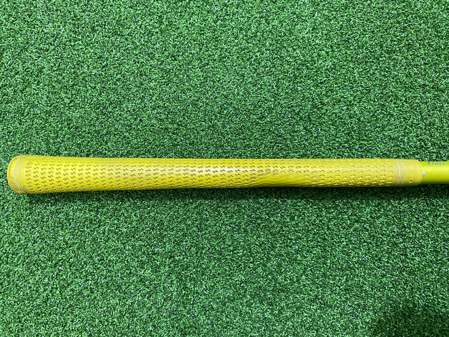 Bridgestone TourStage X-Drive GR Driver 9.5° Stiff (USED) - grip detail