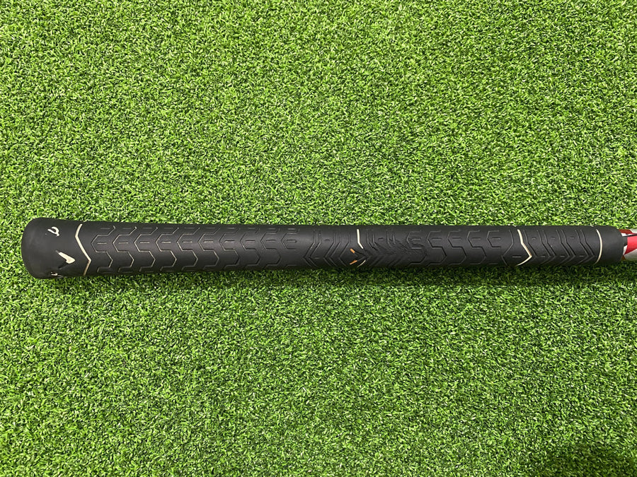 2012 Callaway RAZR Fit 10.5° Driver - grip detail