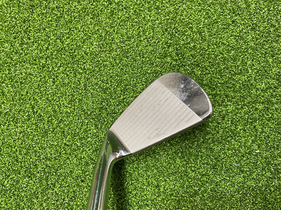 Nike Pro Combo Forged #5 Iron - grip detail