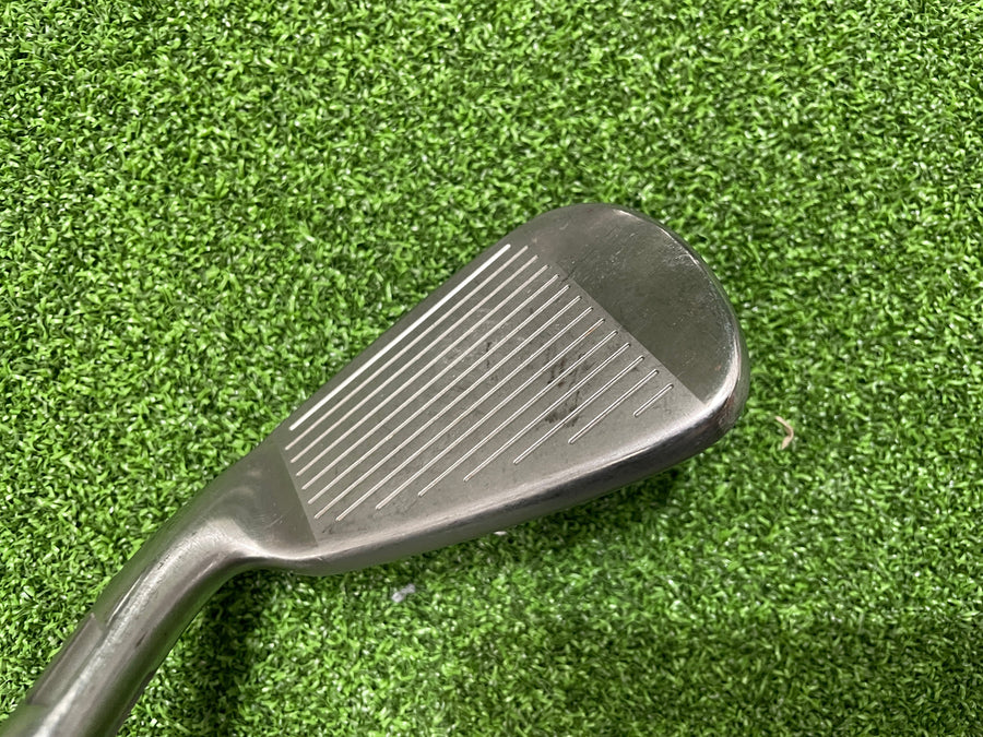 2021 TaylorMade SIM 2 Max 5-9, PW Iron Set - sole