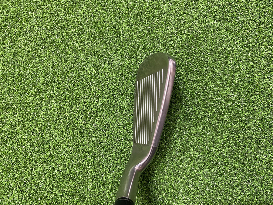 Bridgestone Tourstage ViQ Iron Set 5-9, PW - sole