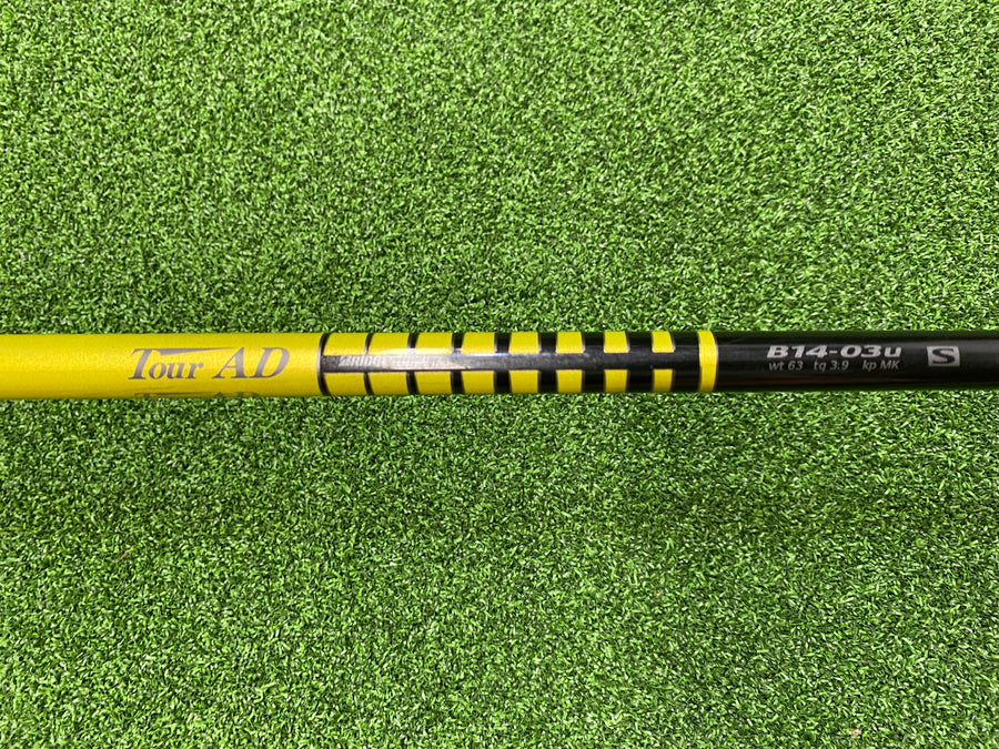 Bridgestone Tour Stage GB X-UT Utility 21° - grip detail